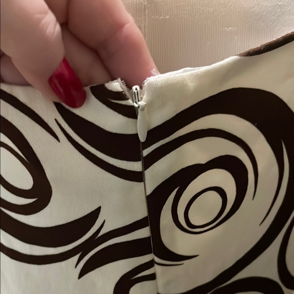 Brown and Cream Swirl Dress - Picture 10 of 13